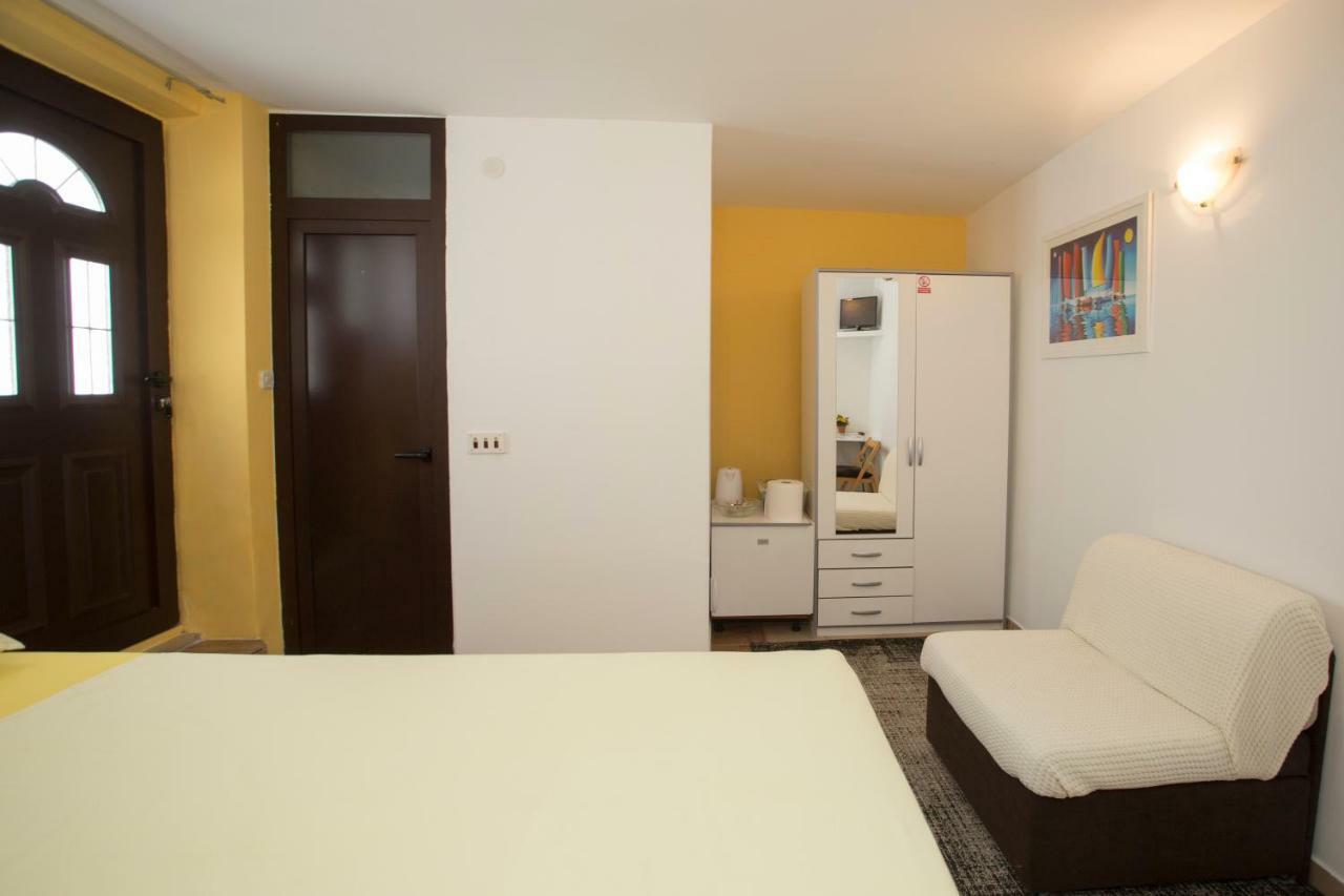 Room Dioklecijan Split Buitenkant foto