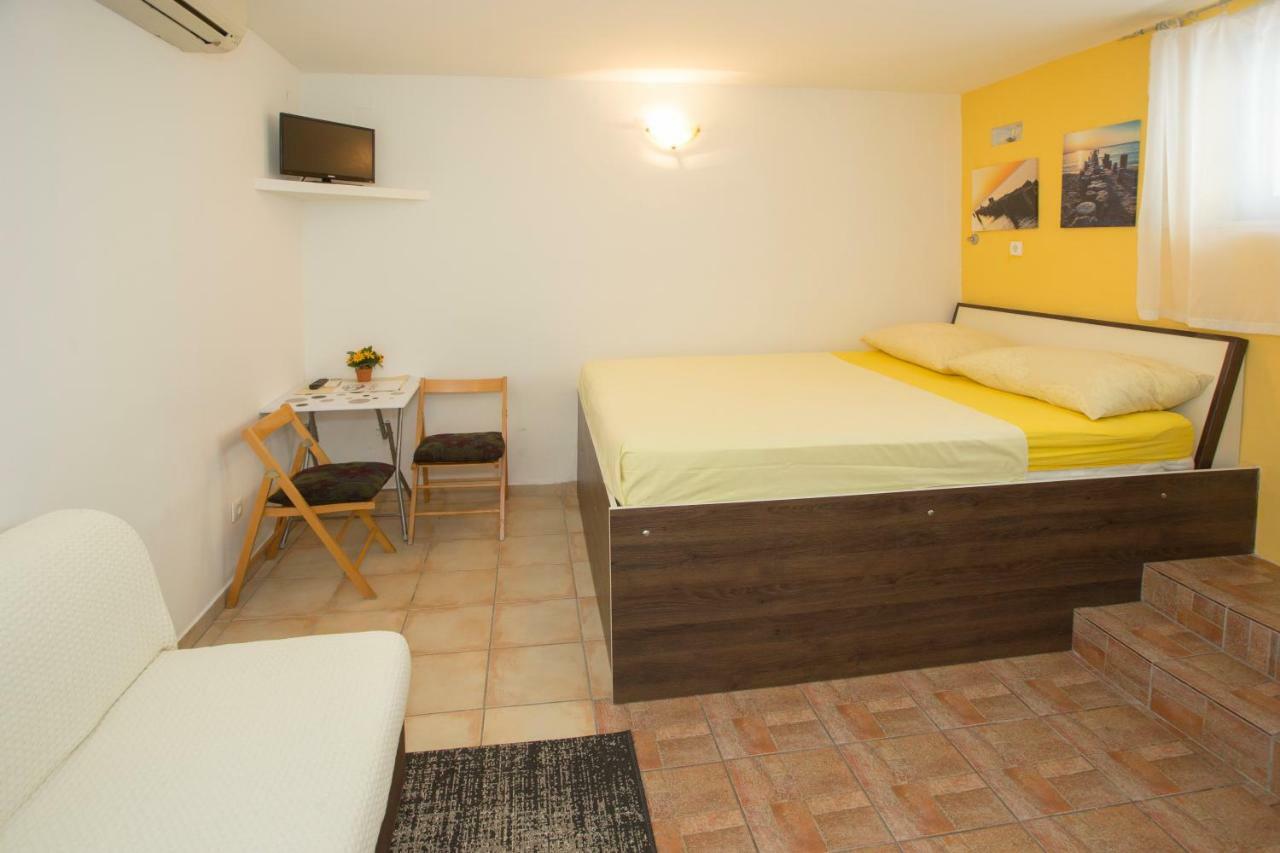 Room Dioklecijan Split Buitenkant foto